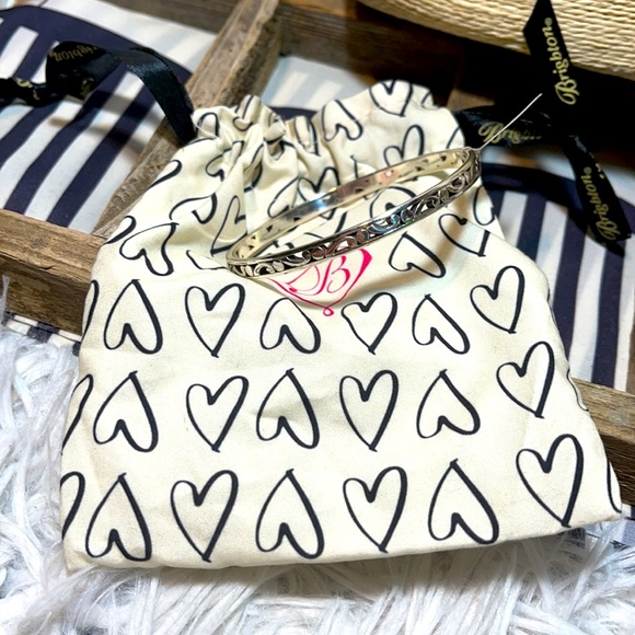 Brighton bracelet bangle “contempo” NWT silver - Picture 5 of 5